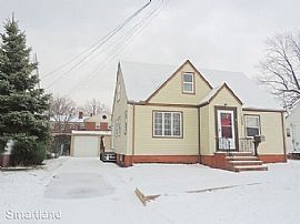229 E 242nd St, Euclid, Oh 44123    Lovely House For Rent