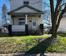Cheap Nice Home For Rent 141 Courtland Ave, Campbell, OH 44405