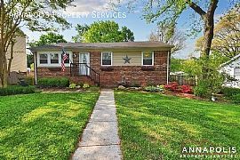 957 Highpoint Dr, Annapolis, MD 21409