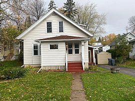 4017 Mcculloch St, Duluth, MN 55804