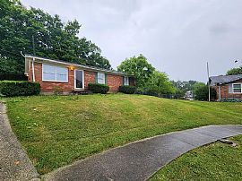 64 Bond Ct, Winchester, KY 40391