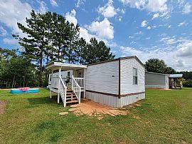 144a Katie Eubanks Rd, Lucedale, MS 39452