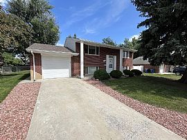 6752 Quay Ct, Arvada, Co 80003  House For Rent
