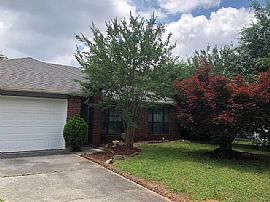 814 Arbor Hill Dr, Stone Mountain, Ga 30088  House For Rent
