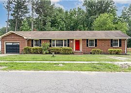 4005 Oak Dr, Chesapeake, Va 23321  House For Rent