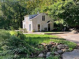 55 Saw Mill Rd, New Fairfield, CT 06812