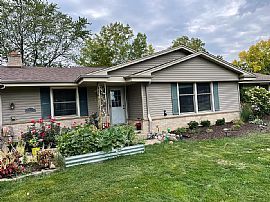 4575 Imperial Dr, Brookfield, WI 53045