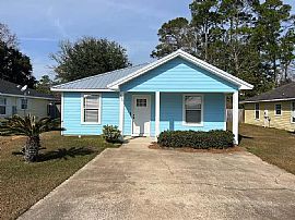 516 E 21st Ave, Gulf Shores, Al 36542  Furnished House For Rent