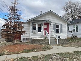 34 S 6th West St, Green River, WY 82935
