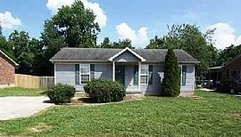 181 Caldwell Ave, Bardstown, KY 40004