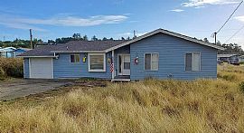 1205 Nw Oceania Dr, Waldport, OR 97394