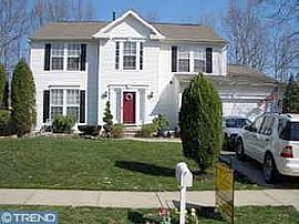 Beautiful Colonial Home 4bed 2.5 Bath Fo