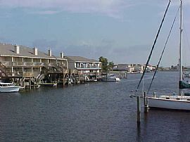 Beautiful Waterfront Townhouse for Lease