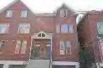 GREAT 3 BEDROOM TOWNHOME DOWTOWN!!