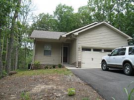Almost new home inSeymour TN