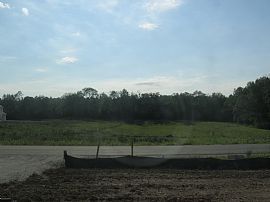 New Ranch on 1/2 Acre Next to Woods/Golf