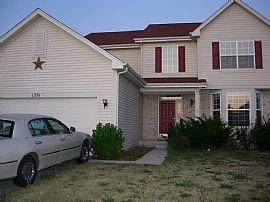 Grayslake IL 4BR 2.5 BA for Rent