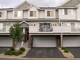 Beautiful, Spacious and Immaculate Townhome Built IN 2004