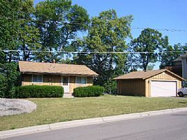 Prior Lake 2 BR, 2 BA Home For Rent