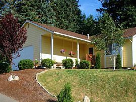 Private 3 BR, 2 BA Rancher Home On 1/4 Acre Lot In Port Orchard