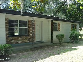 Cute 3 Bedroom Home has Been Newly Renovated