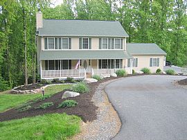 Newer 4 BR, 2.5 BA, 3300 Sq. Ft. Home in White Township