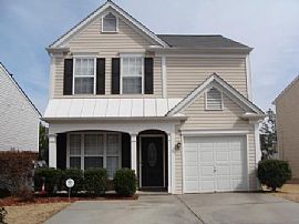 Beautiful 3 Bedroom Home in Great Location, Minutes From Ga 400!