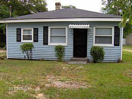 Superb 2 Bedroom Home in Town of Lexington For ONLY $600