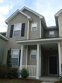 Beautiful, New 3 Bedroom Townhouse Near NWS and CSU