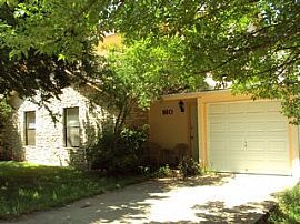 Nice 2 Bedroom Home - South Austin Living! Avail. Sept. 1st 