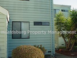 Partially Furnished 2 Bedroom Townhouse - Close to Town Green 