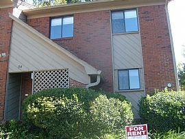 Nice 3 Bedroom Townhome in Great Location - Available Now