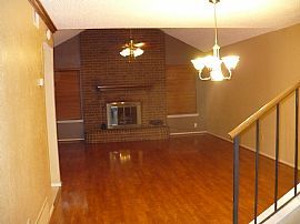 Wonderful, Remodeled 2 Bedroom Condo with Fireplace!!