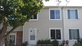 Nice 3 Bedroom Townhouse with Finished Basement