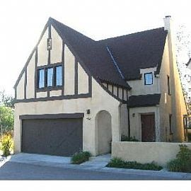 New 2 Story 3bd/2bth Townhouse with Loft Included.