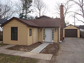 Completely Remodeled House in Somers! Near Lake Michigan!