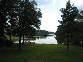 Lakefront Property in Elkins Lake