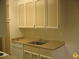 1br - 658ft - 1st Month Free Or Lowered Rent.
