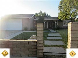 4 Bedrooms - 2 Bathrooms - Fontana - Come and See