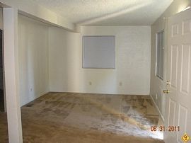 House in Prime Location. Washer/dryer Hookups!