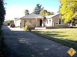 Sacramento - This Is a Three Bedrooms.