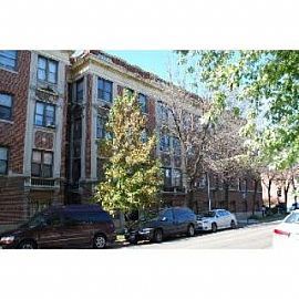 Gorgeous 2 Br 1 Ba Condo with Heat, Deck And