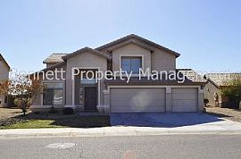 Single Family Rental Home in Goodyear