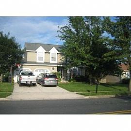 4br 2 55ba Large Home in Severn Md