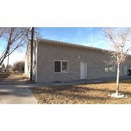 Newly Remodeled 3 Bedroom 1 Bath For Ren