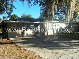 Fenced 3/2 Home in Deland