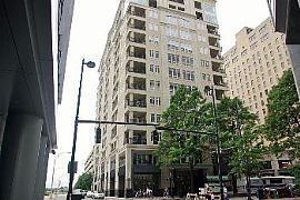 Gorgeous 2 Br/1 Ba Uptown Condo in 230 S