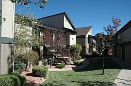 Flagstaff 2 Bed: Walk to Shops, Dining,